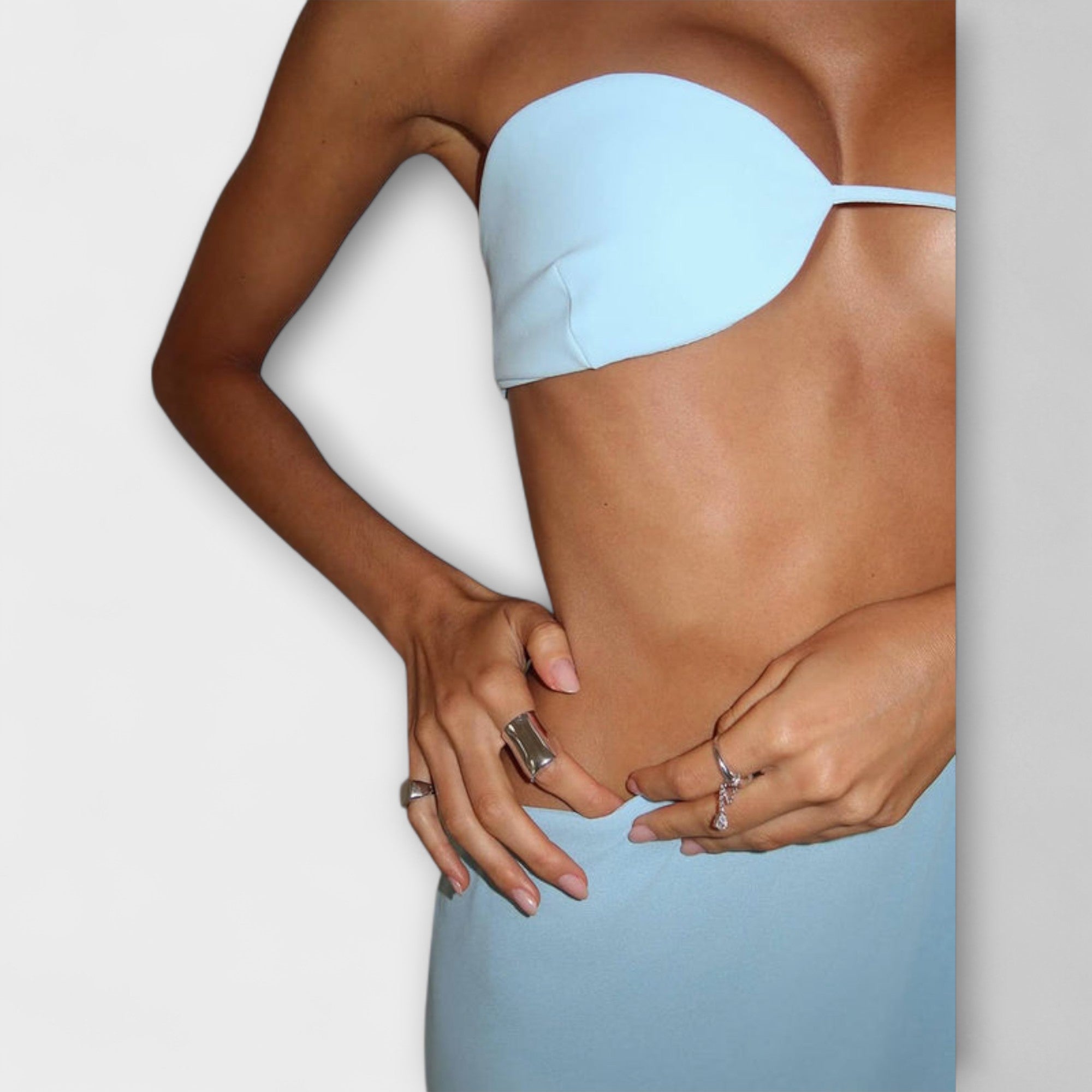 Isabella - Uwodzicielska suknia wieczorowa bez pleców