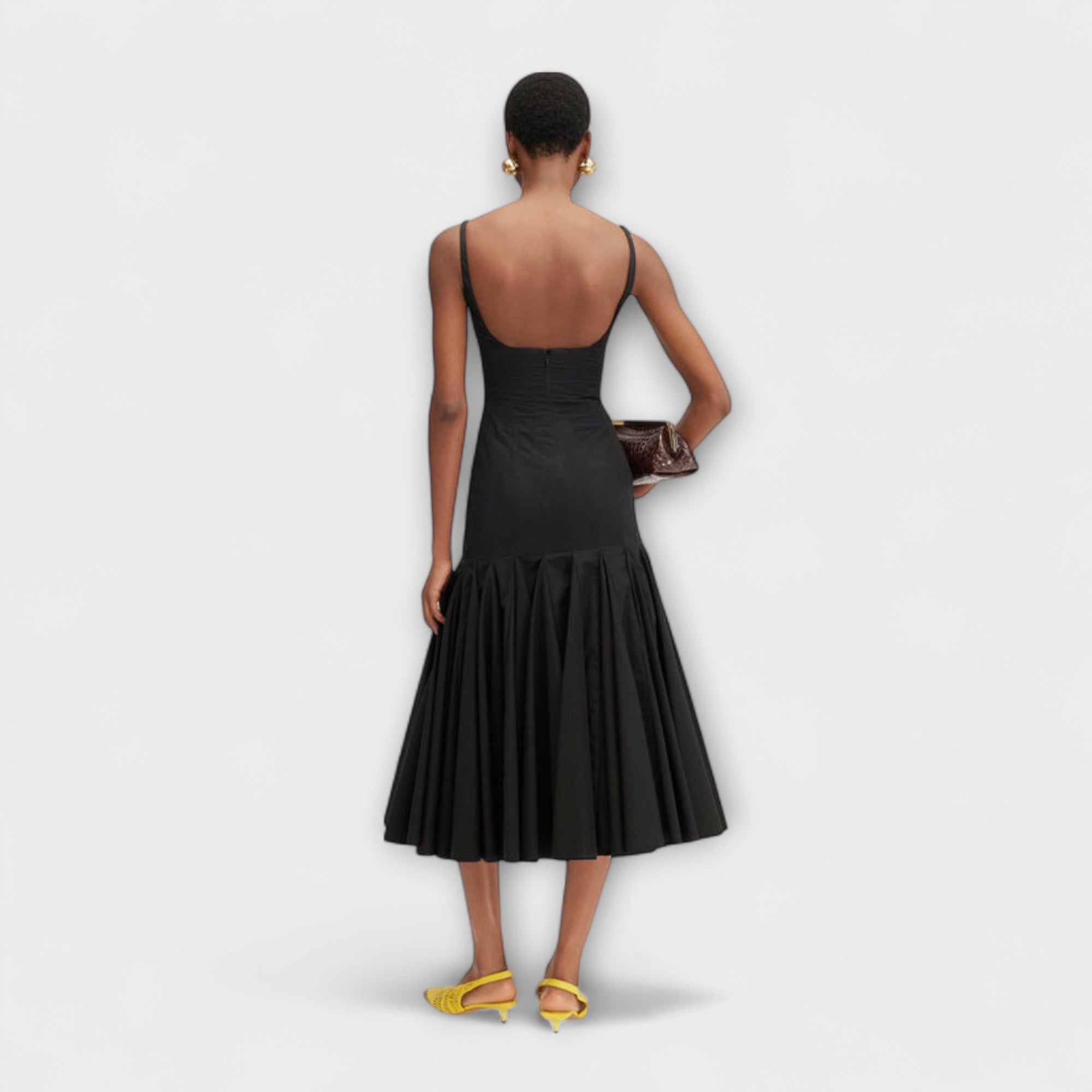 Cassie - sukienka midi inspirowana agaw?