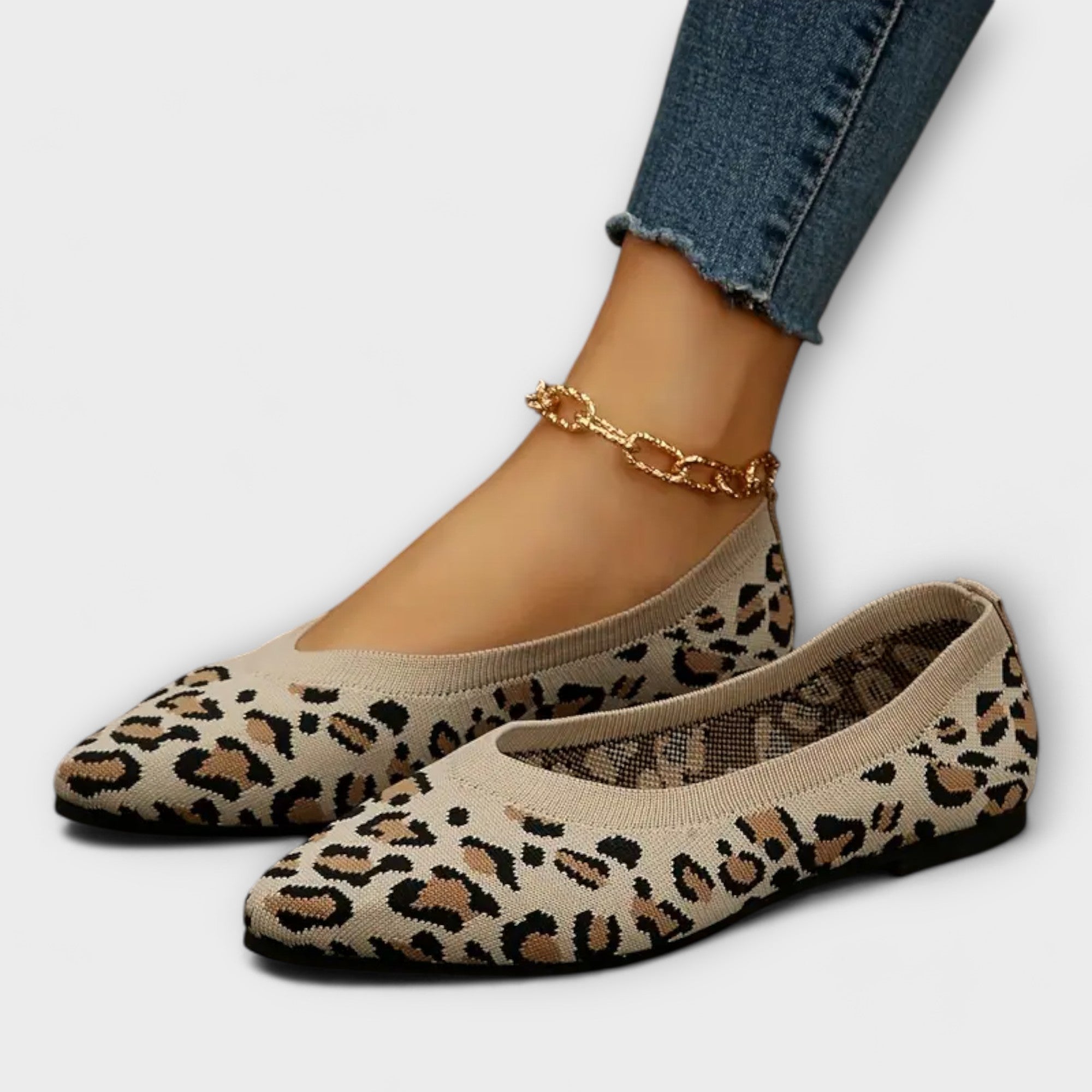 Koronkowe buty na p?askim obcasie w panterk?
