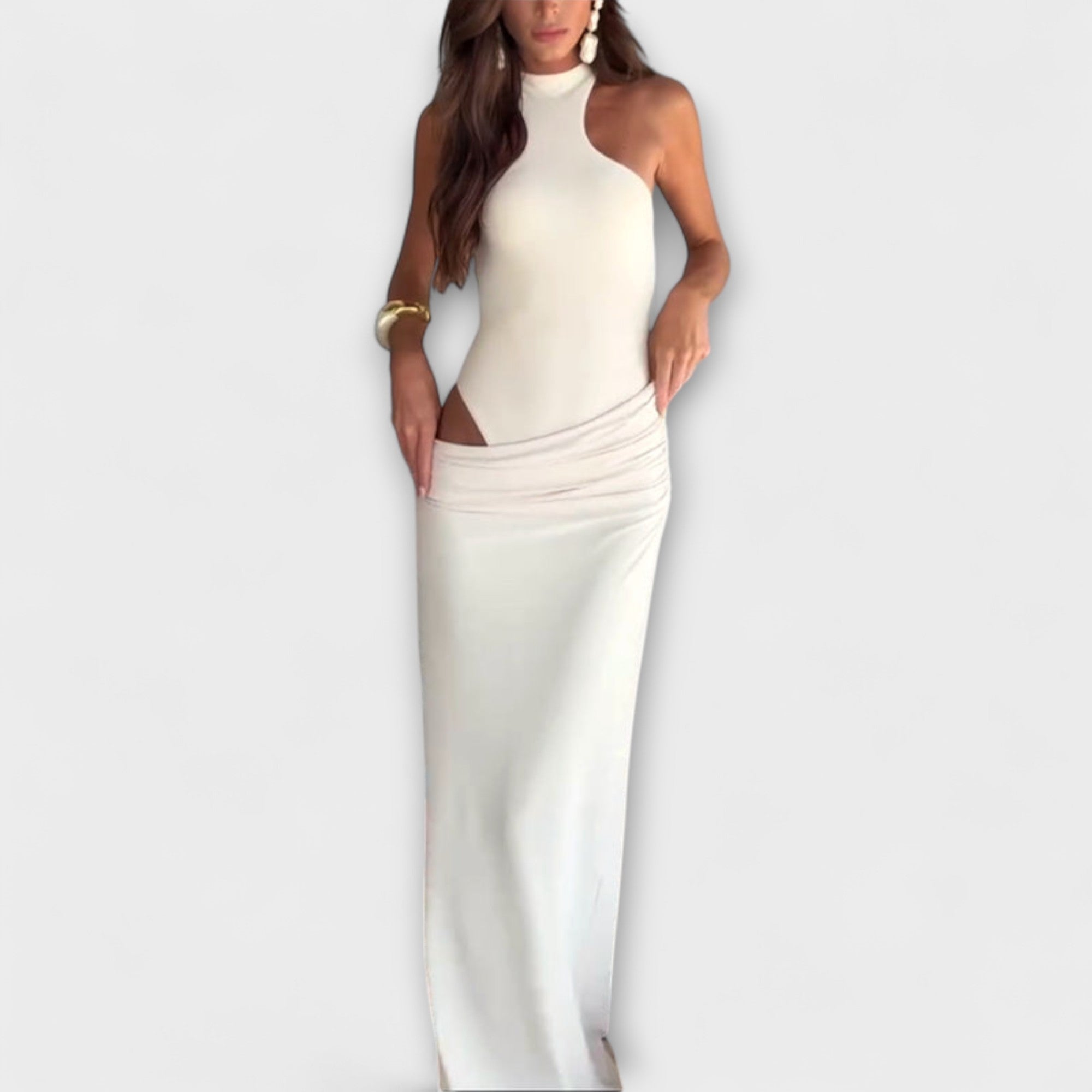 Minna - Uwodzicielska sukienka bez r?kawów z wyci?ciem