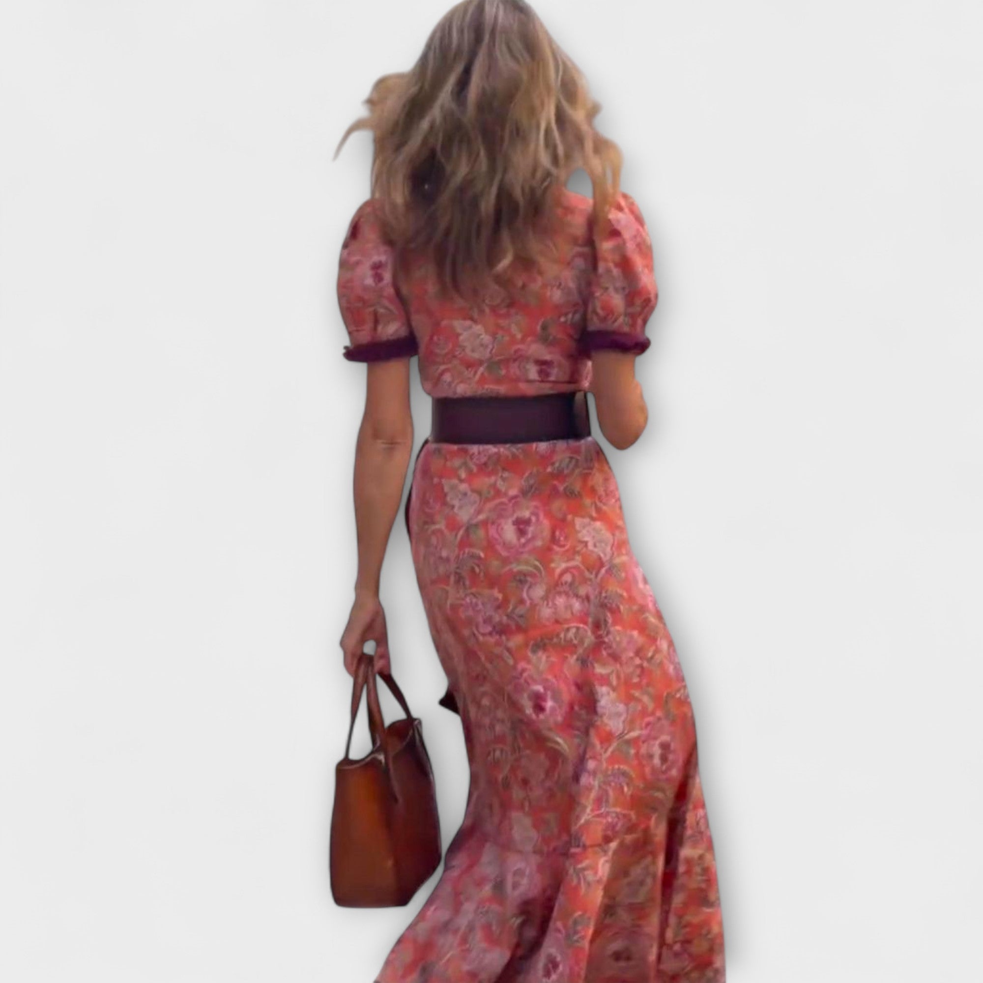 Elegancka ró?owa sukienka maxi z krótkim r?kawem