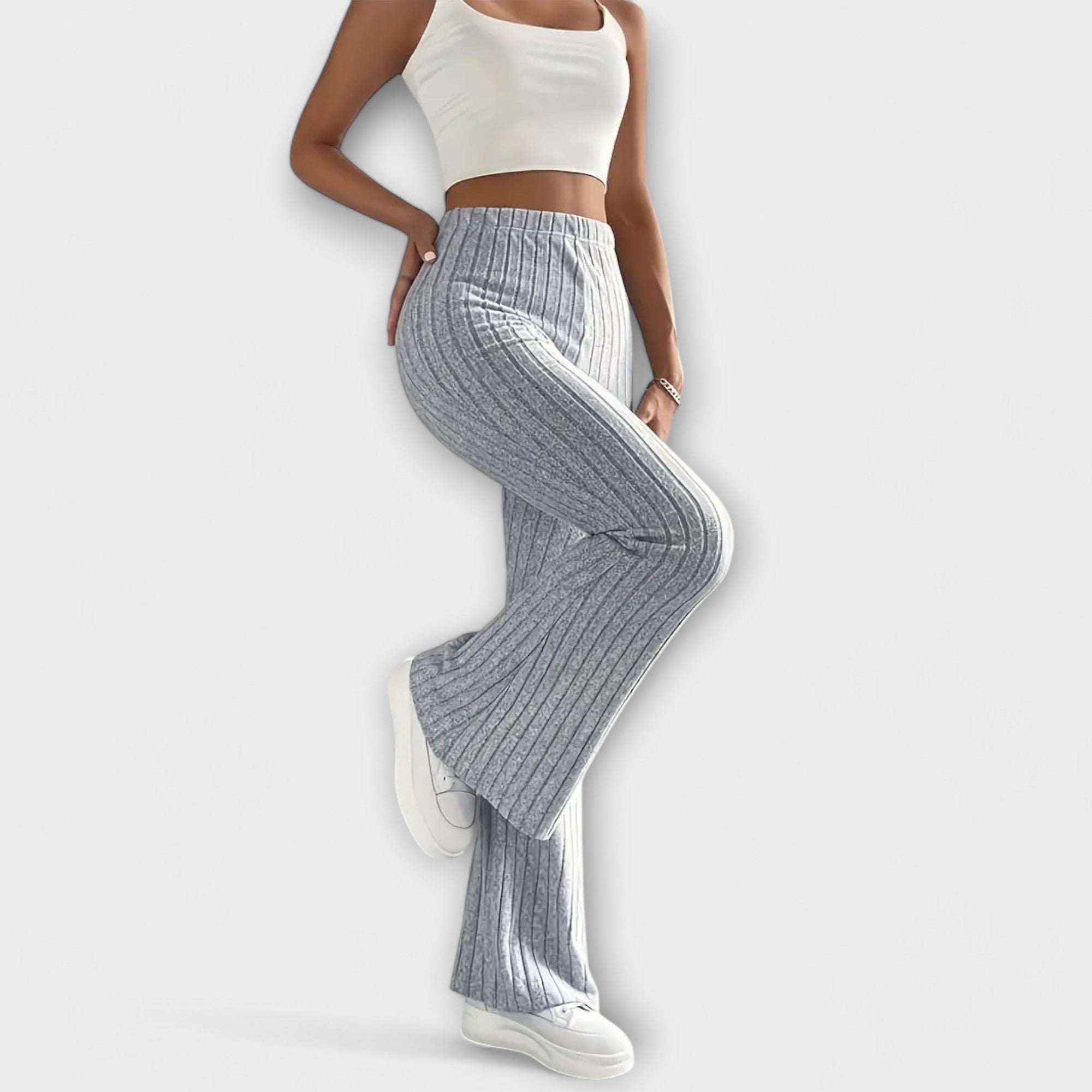 Jennifer - Eleganckie spodnie z rozszerzanymi nogawkami