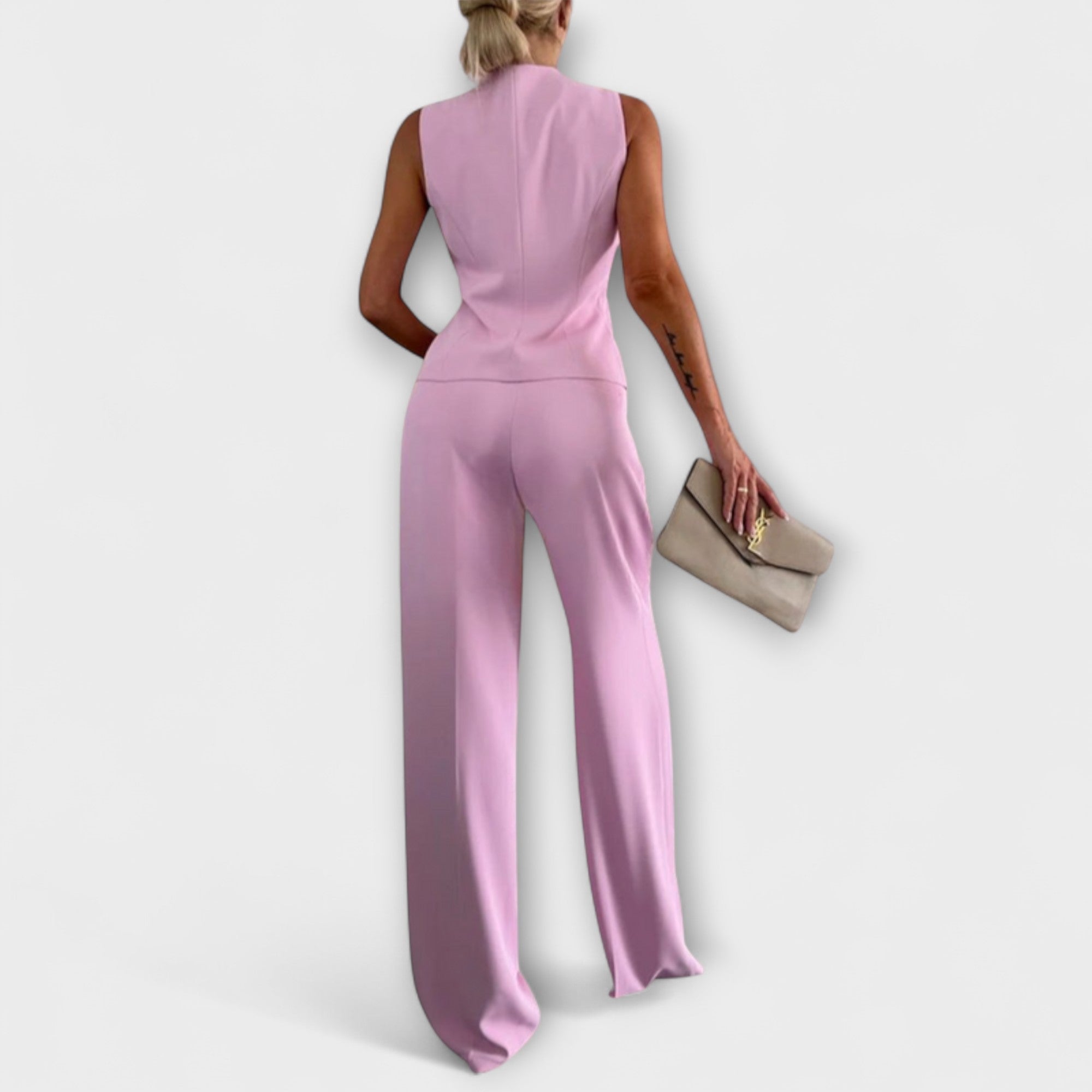 Wilhelmina - Elegancki top bez r?kawów i spodnie