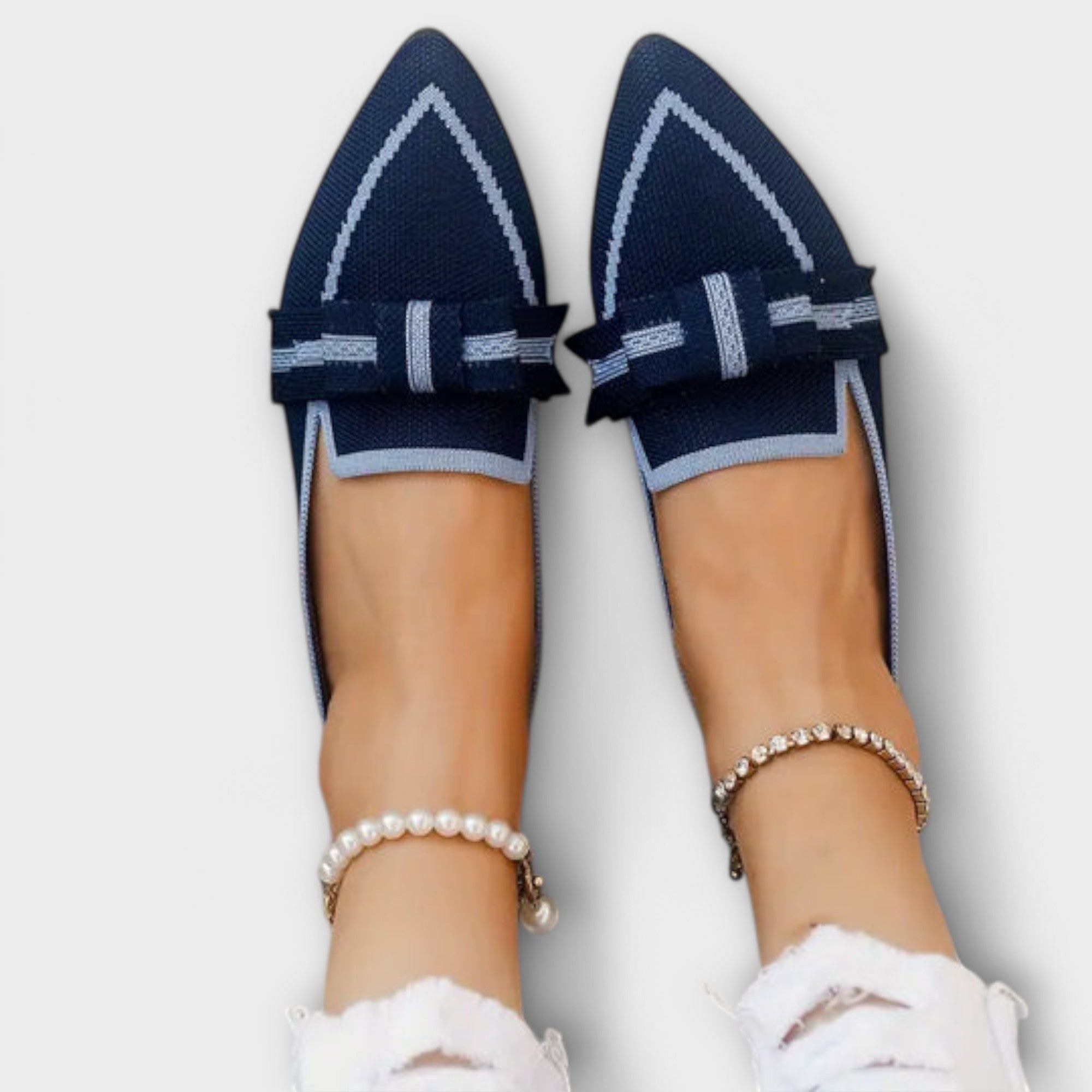 P?askie buty damskie z wi?zaniem