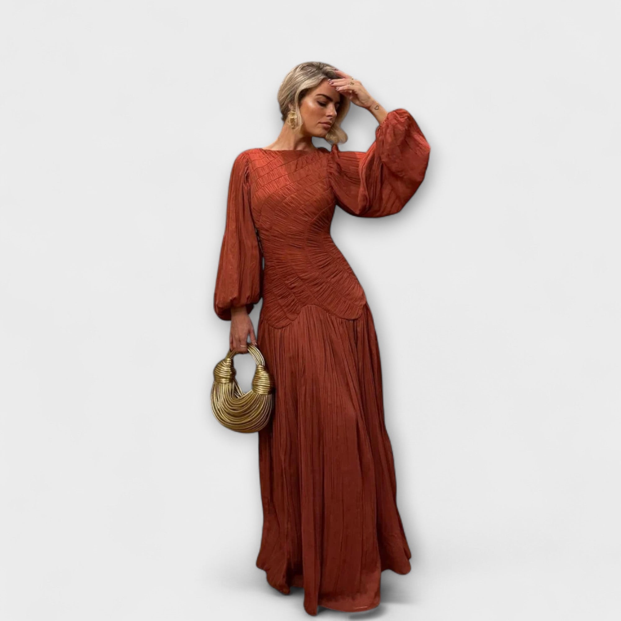 Elegancka plisowana sukienka z d?ugim r?kawem