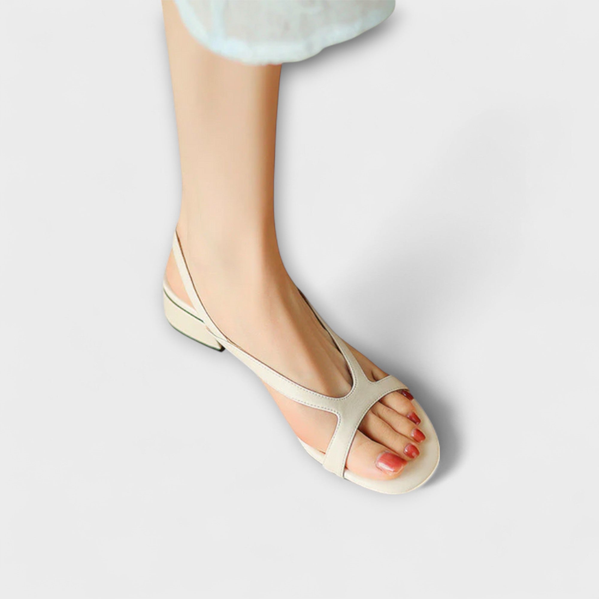 Evelyn - Eleganckie p?askie sanda?y Minna z wyrafinowanym wyko?czeniem