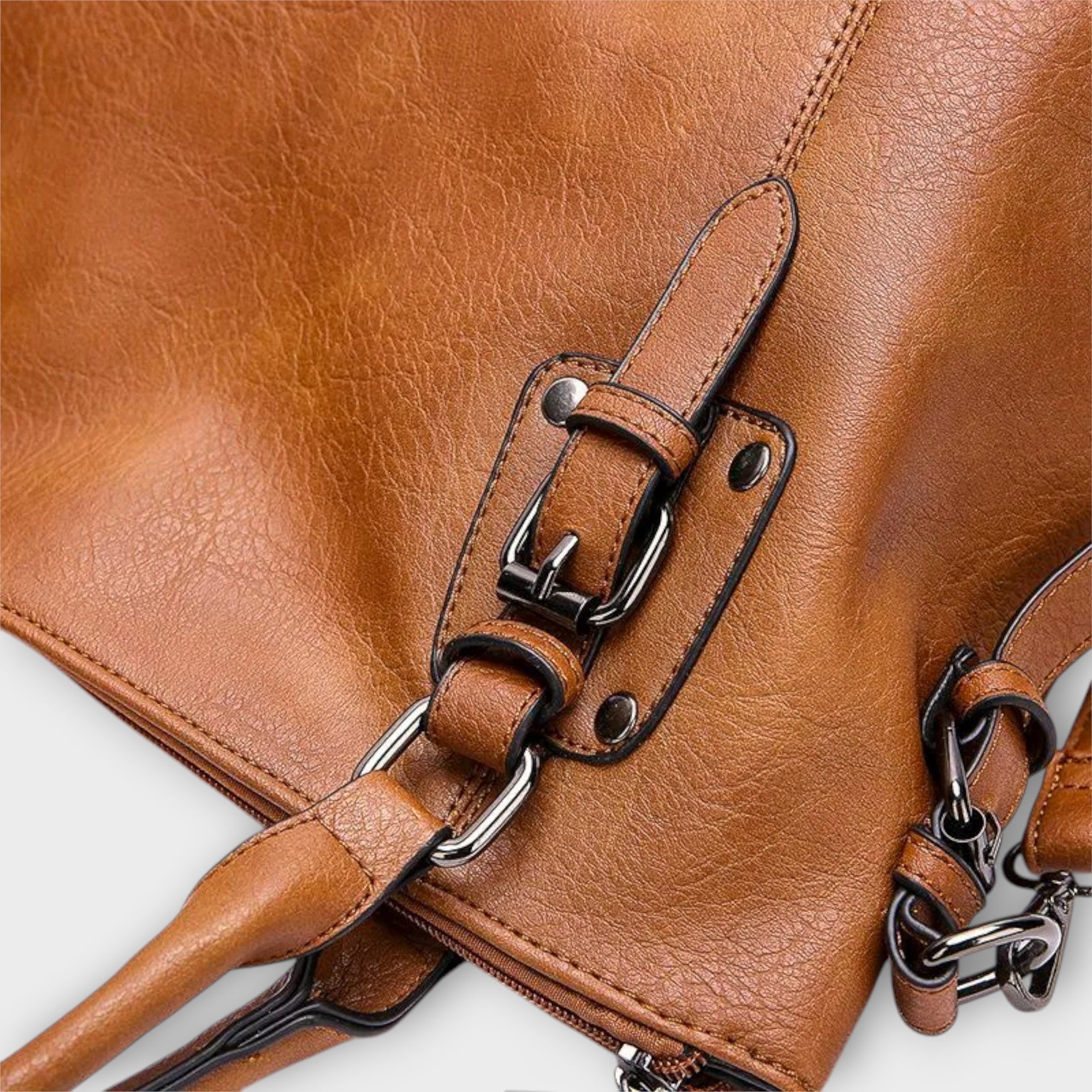 Lora. â€" Elegancka torba na rami?