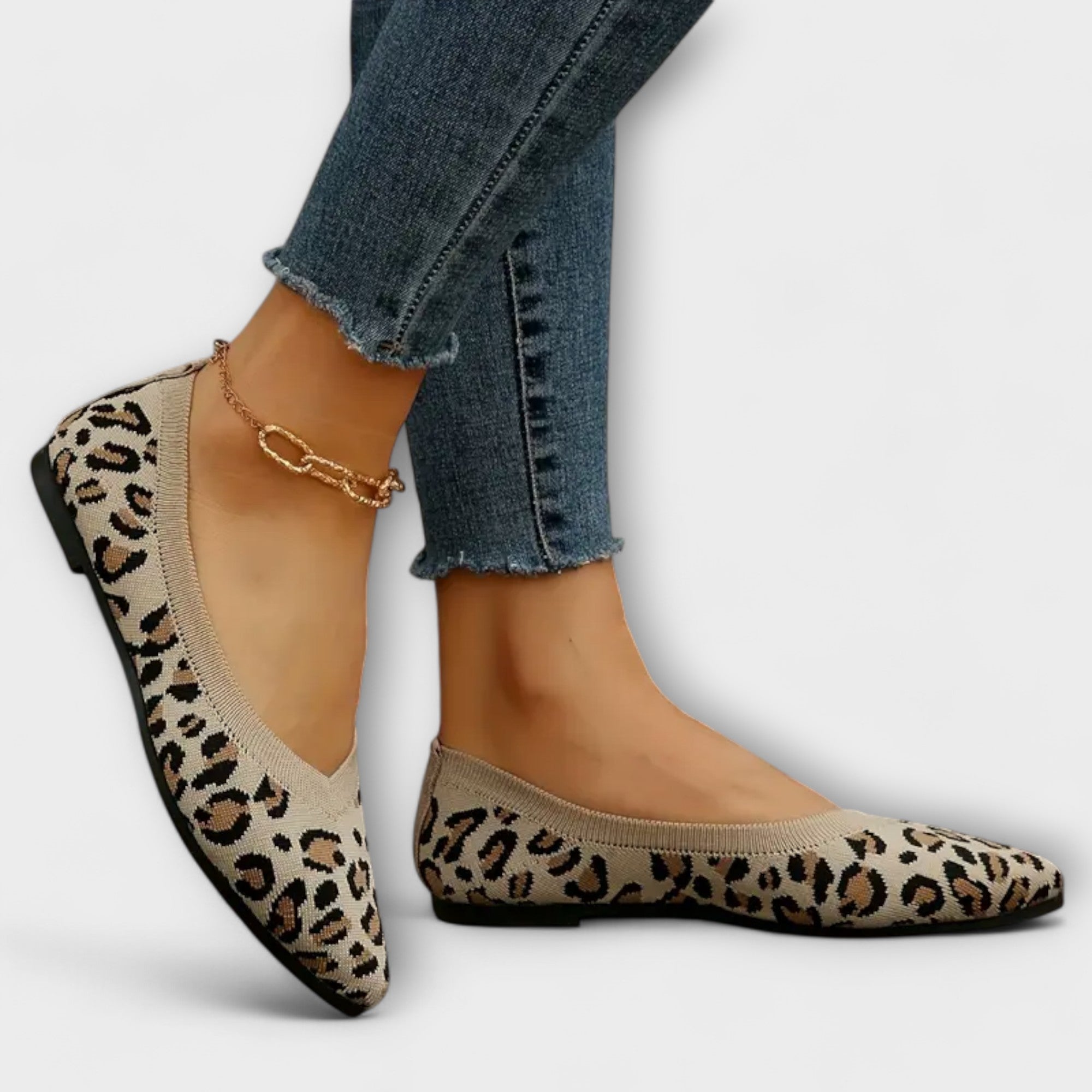 Koronkowe buty na p?askim obcasie w panterk?