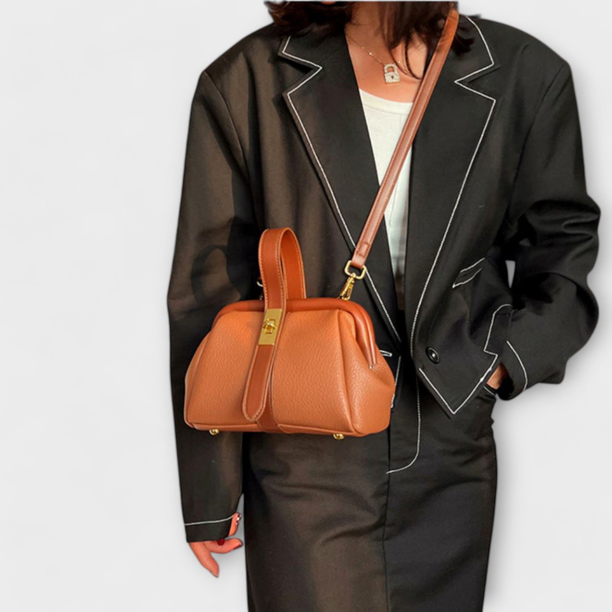 Lora. - Torba w stylu retro