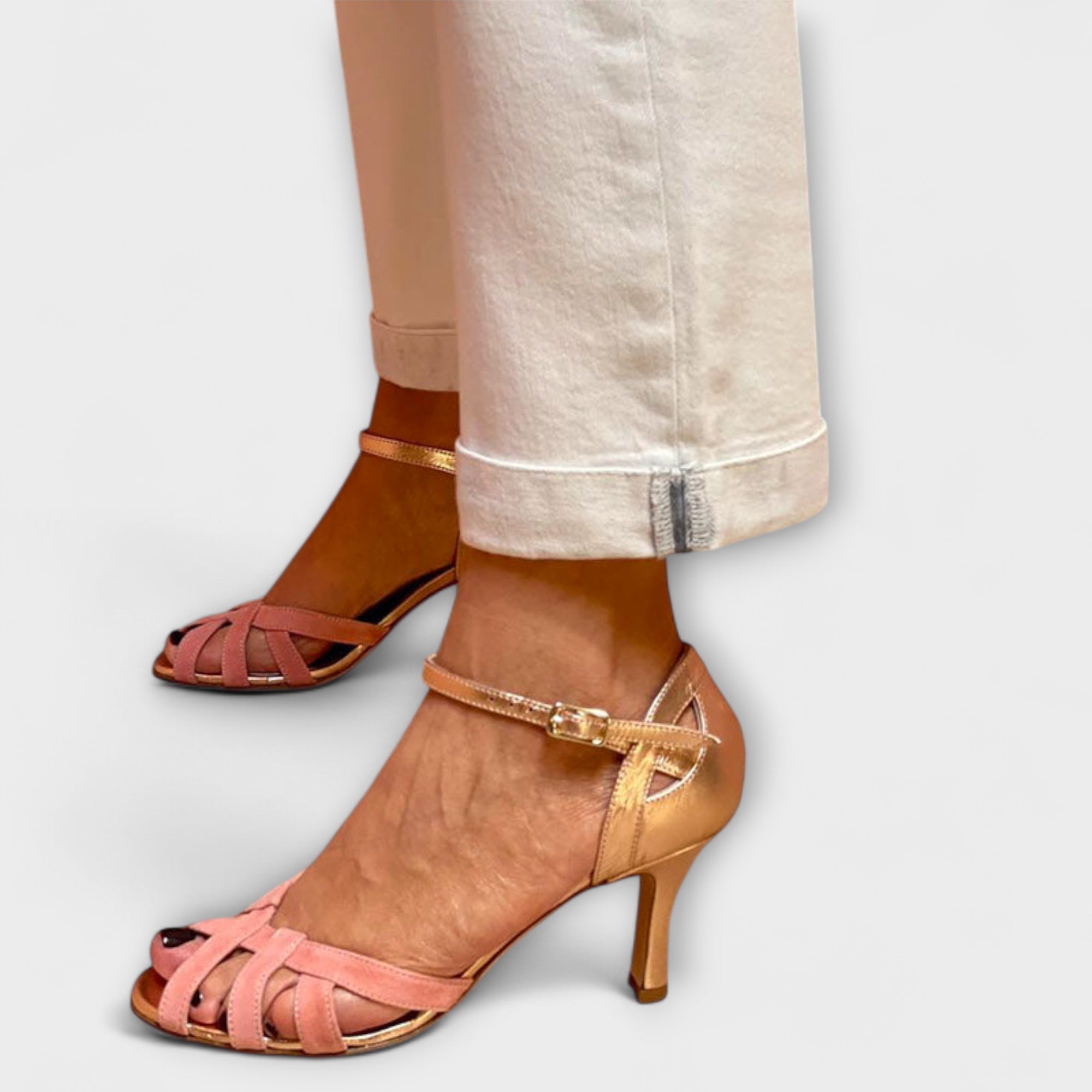 Calista – glamour w z?ocie i ró?u
