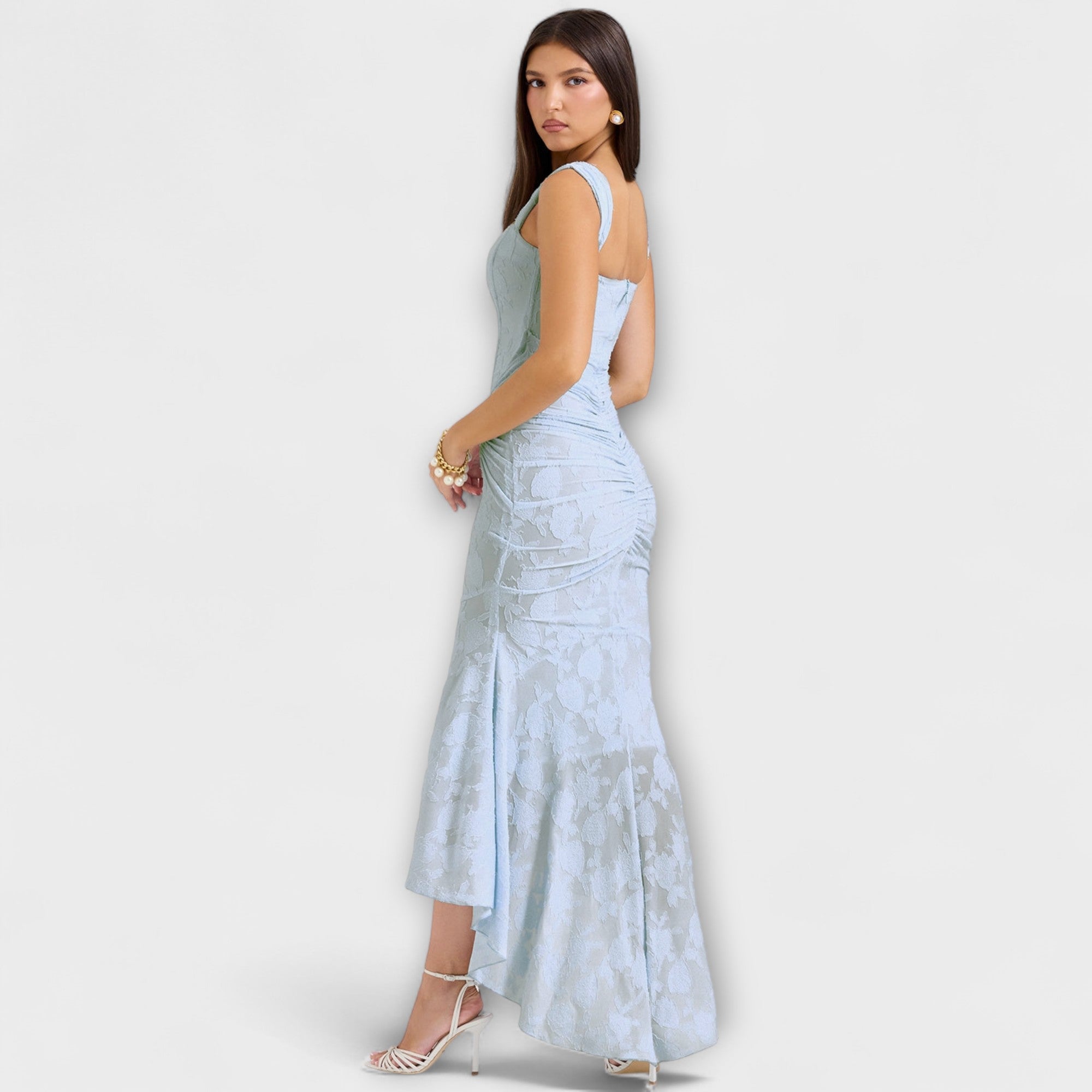 Renske - d?uga sukienka z eleganckim i wyrafinowanym gorsetem