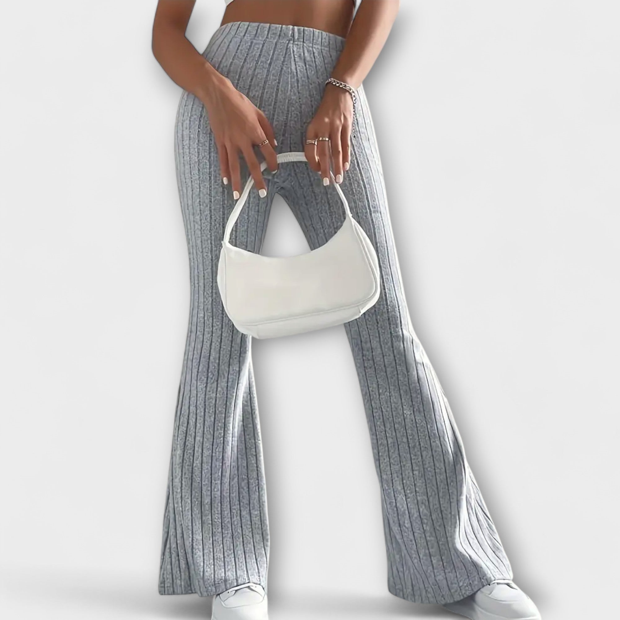 Jennifer - Eleganckie spodnie z rozszerzanymi nogawkami