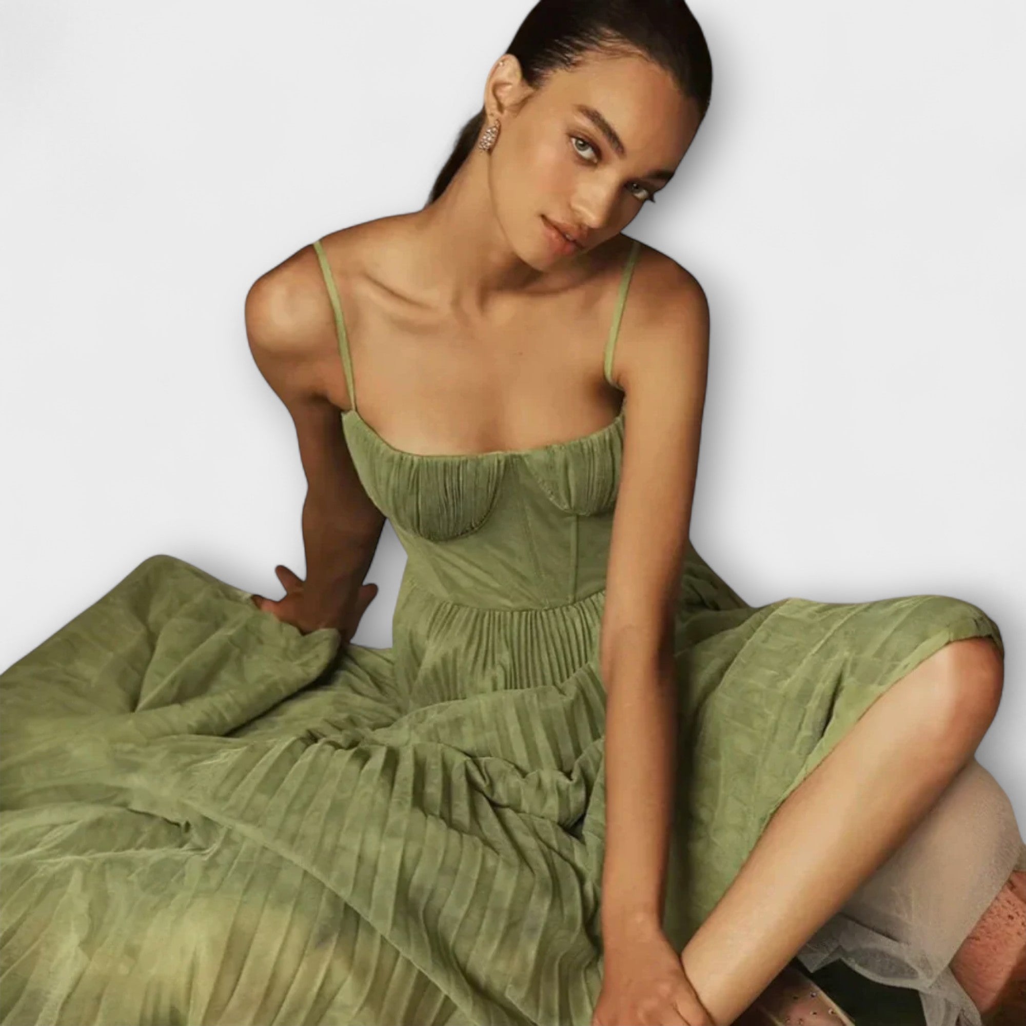 Lucrezia - Elegancka sukienka z wdzi?kiem
