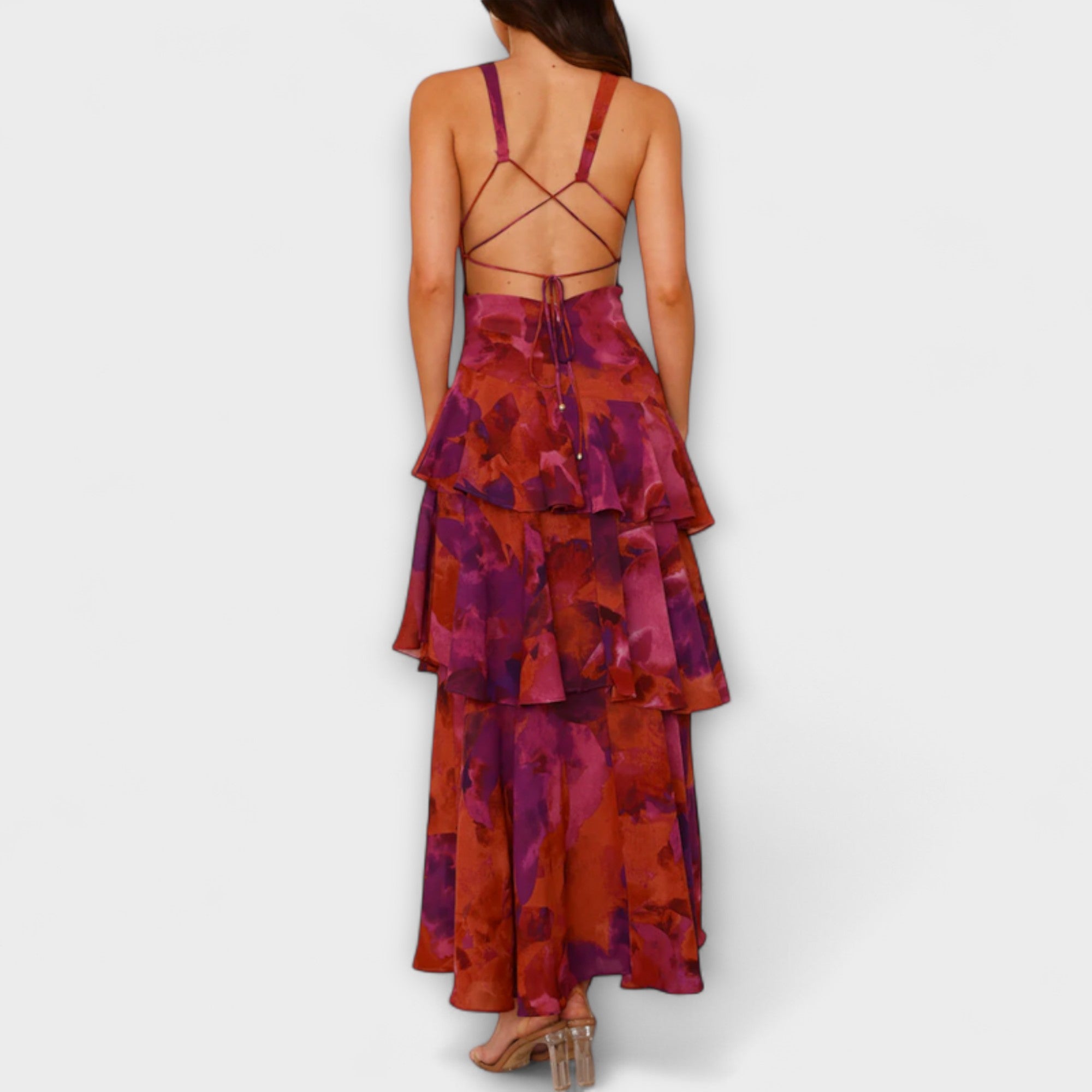 Domenica - Szyfonowa sukienka z dekoltem w serek i warstwami