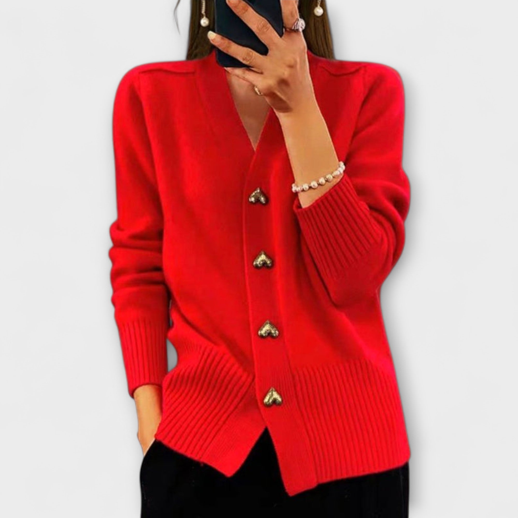 Marij – damski ™sweter z dekoltem w szpic i stylem vintage