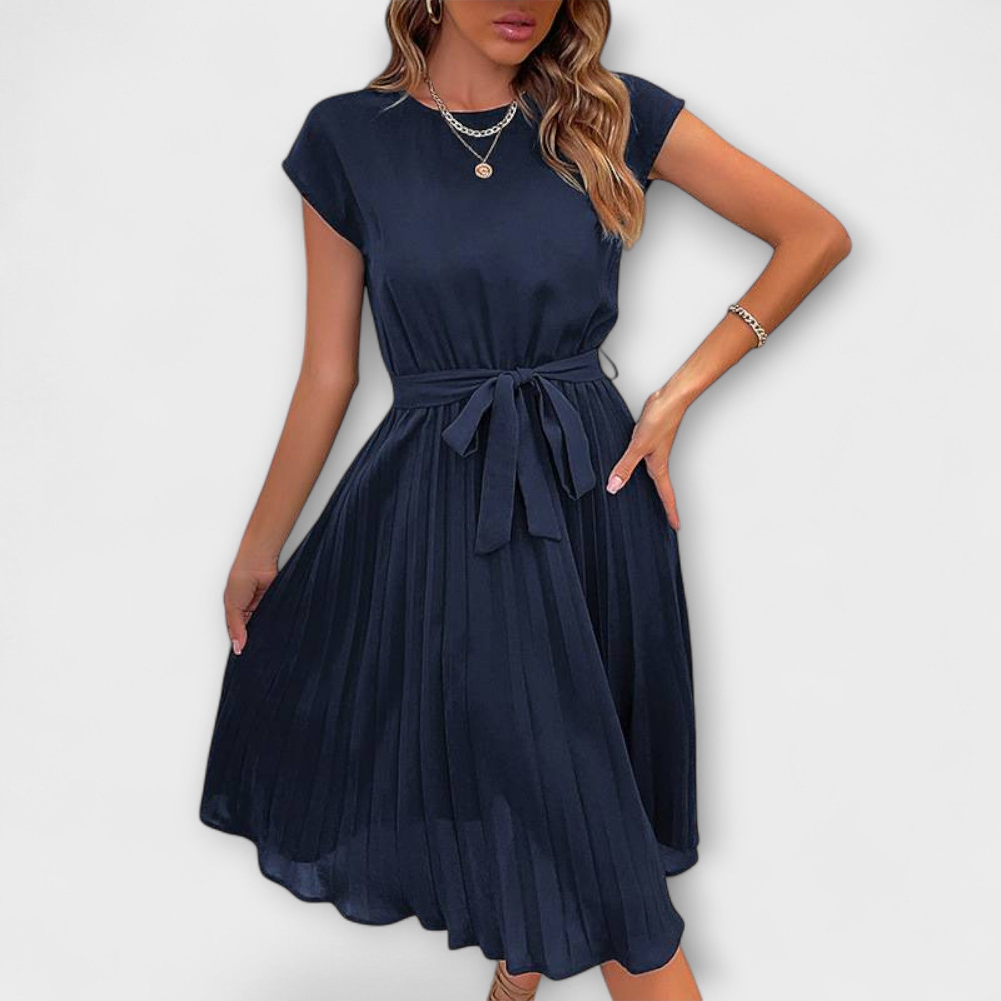 Elegancka sukienka midi