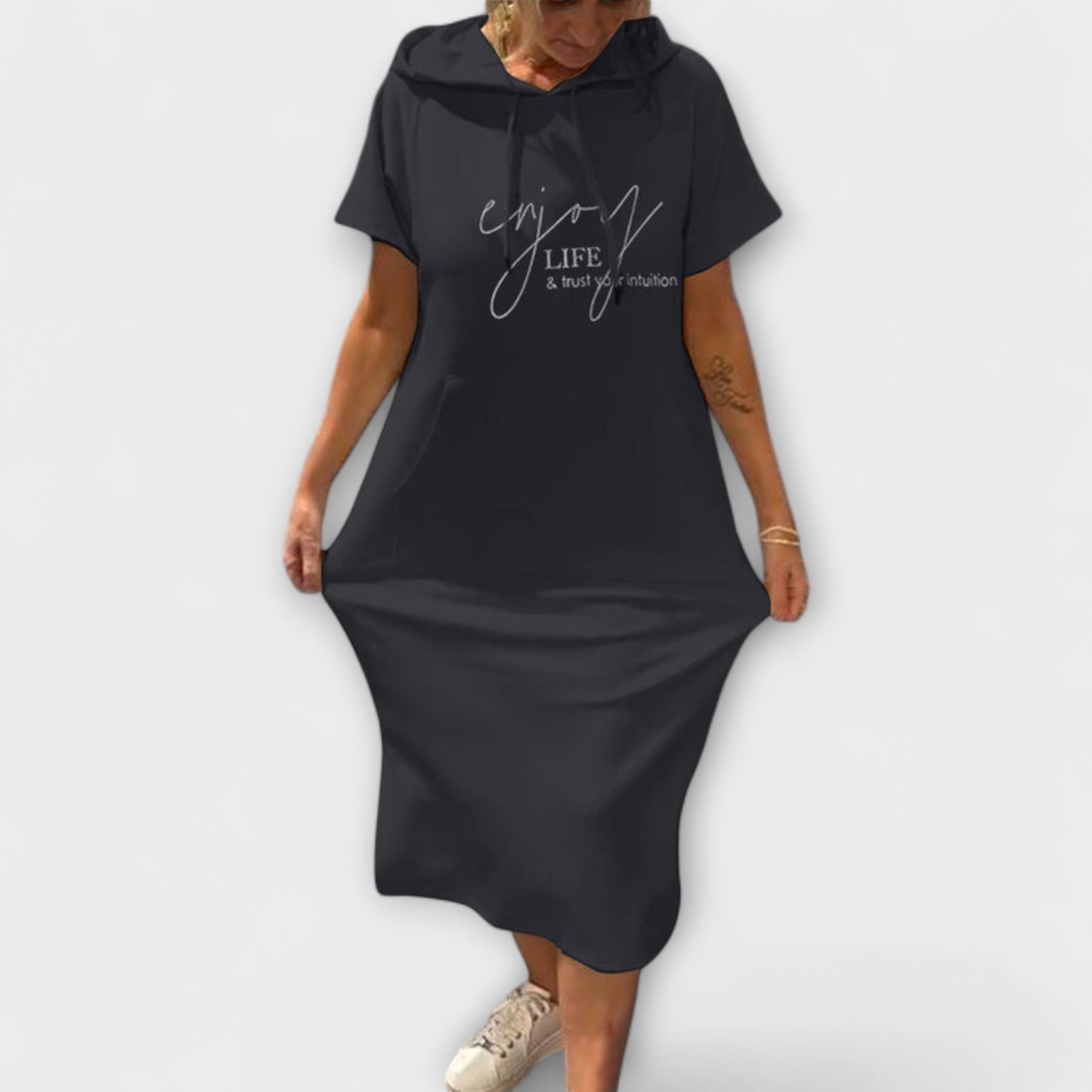 Daisy - Lu?na sukienka z kapturem