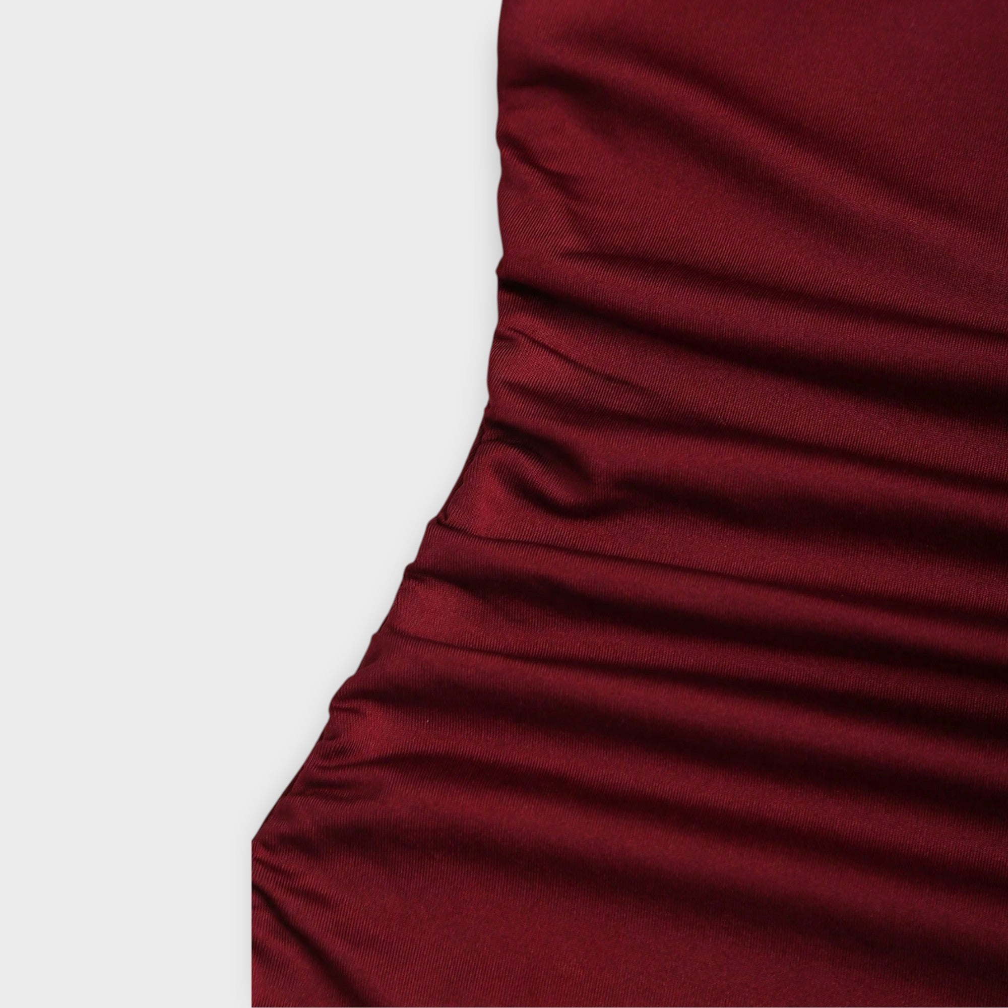 Mia Muse - elegancka sukienka maxi na imprez?