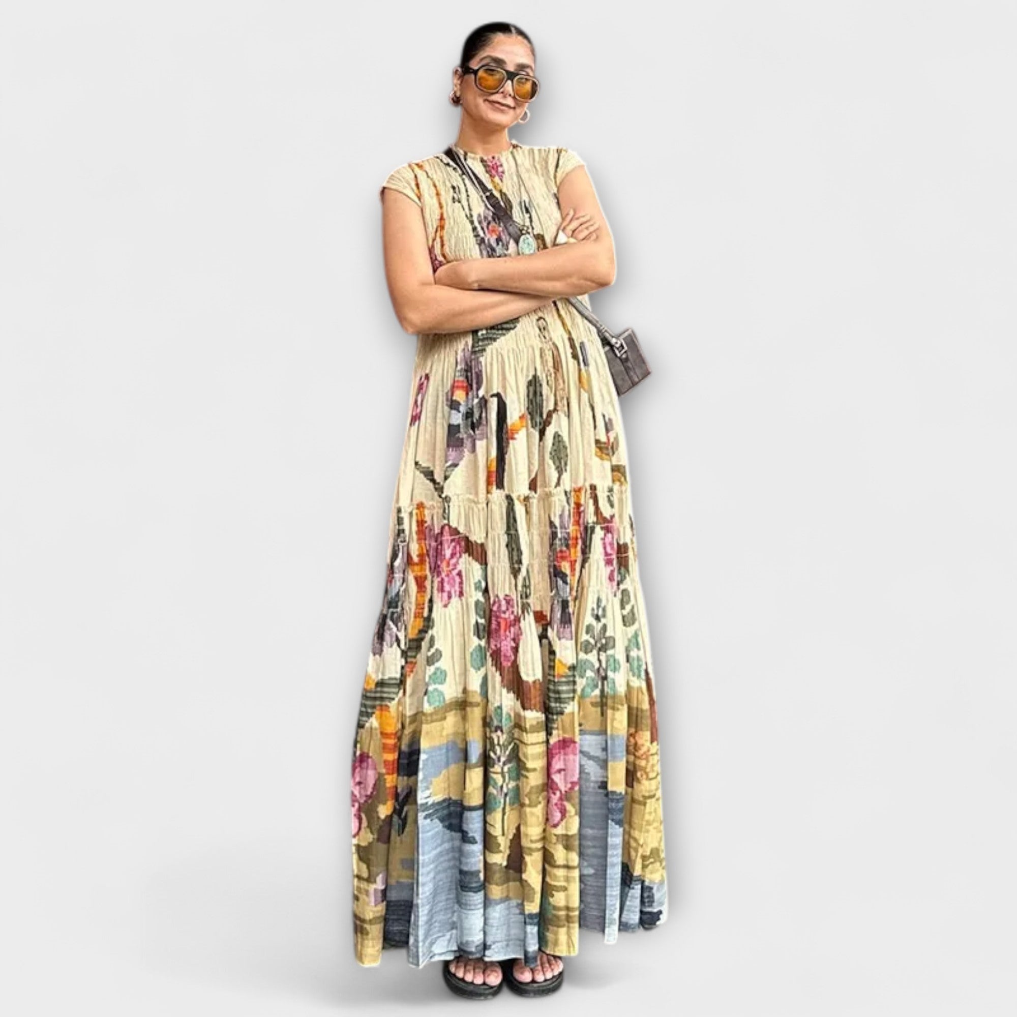 Elegancka plisowana sukienka z d?ugim r?kawem