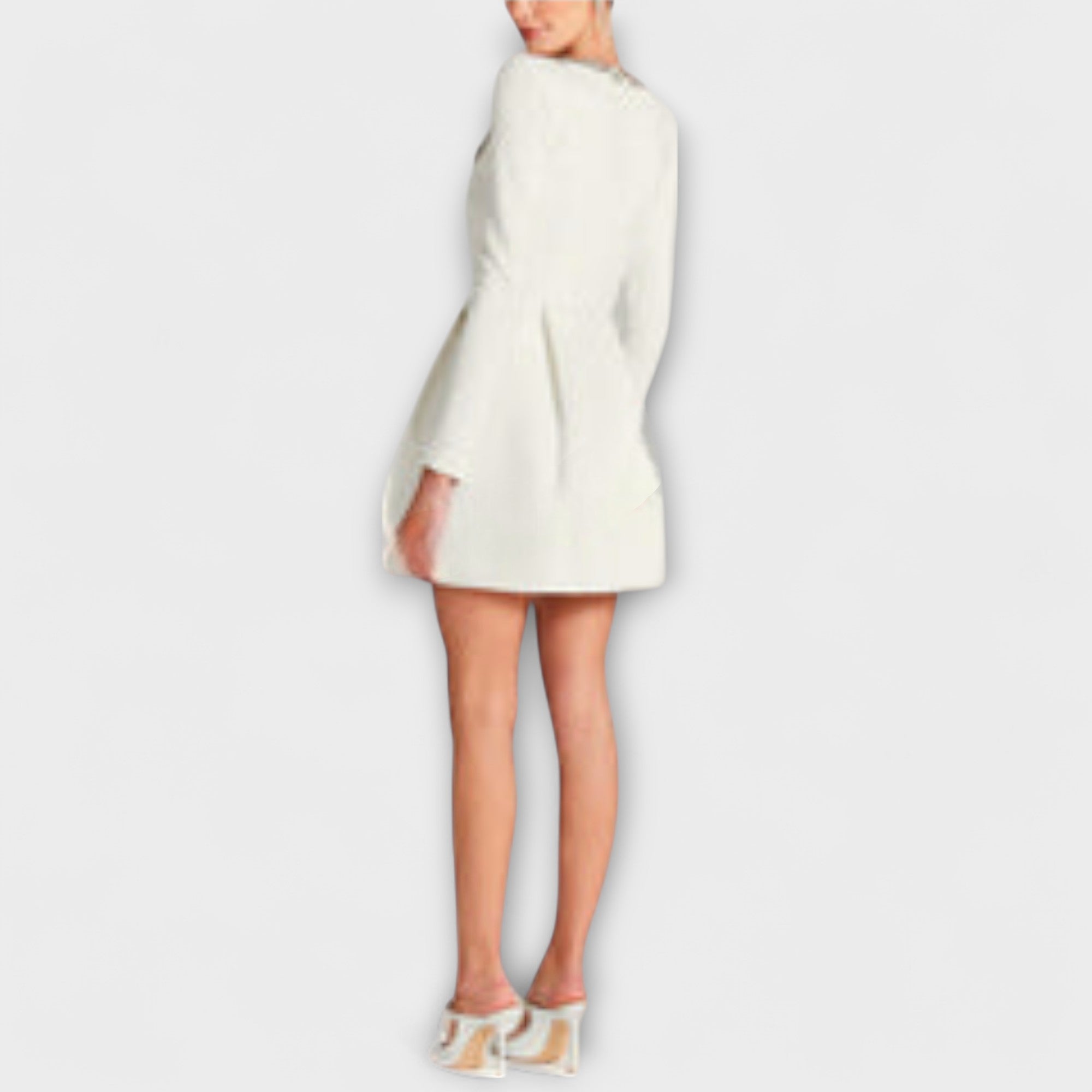 Wren - Aksamitna sukienka mini z bi?uteryjnym zdobieniem